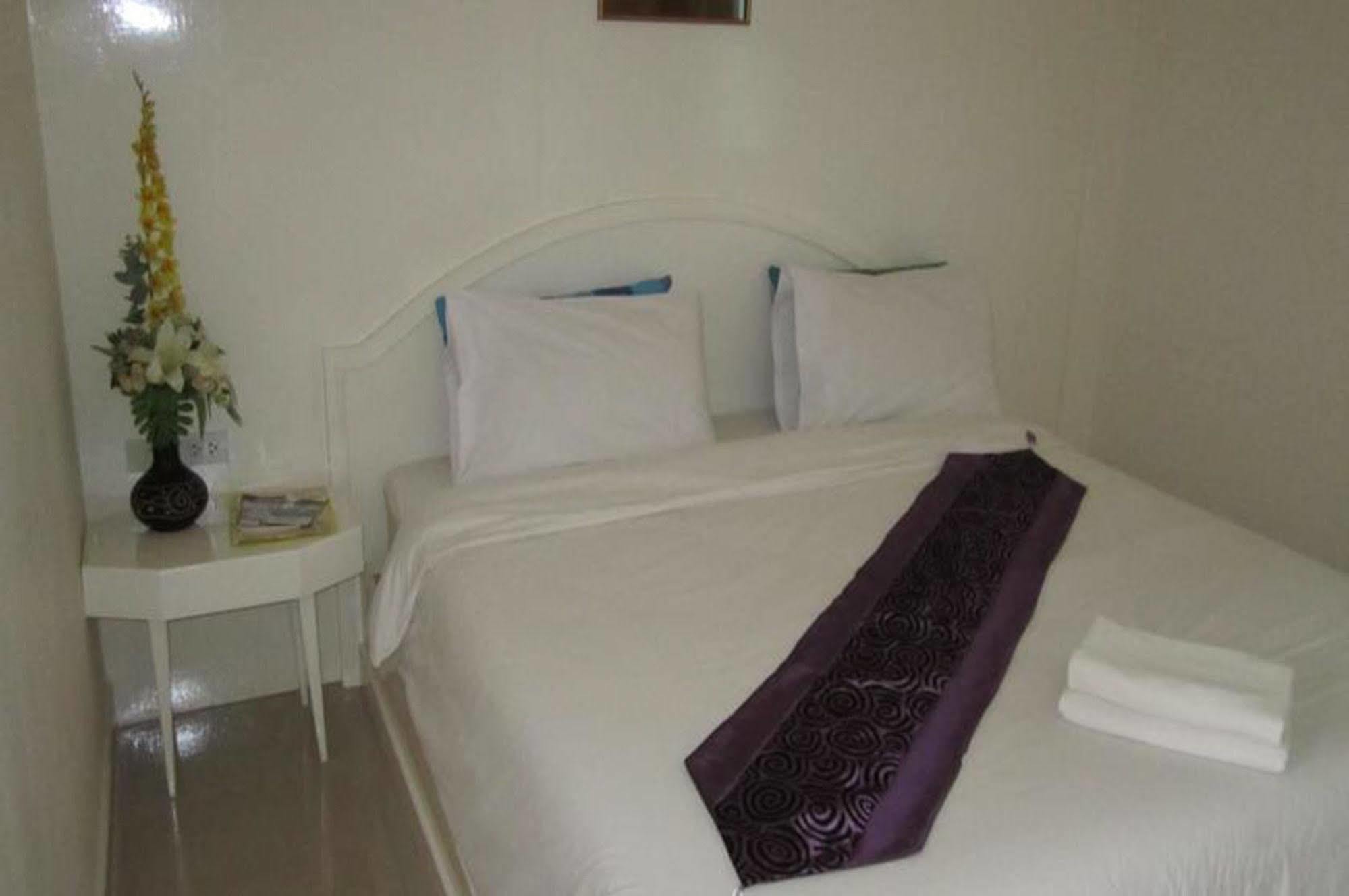 Bouquet Boutique Hotel Удон-Тхани Экстерьер фото