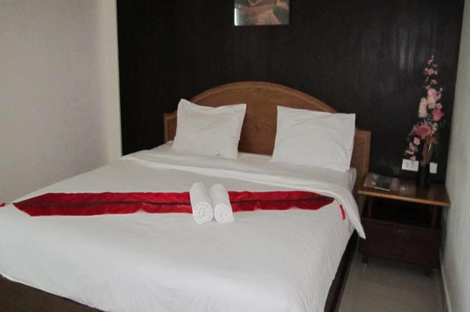 Bouquet Boutique Hotel Удон-Тхани Экстерьер фото